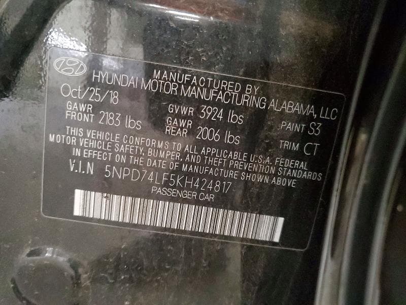 2019 HYUNDAI ELANTRA SE 12