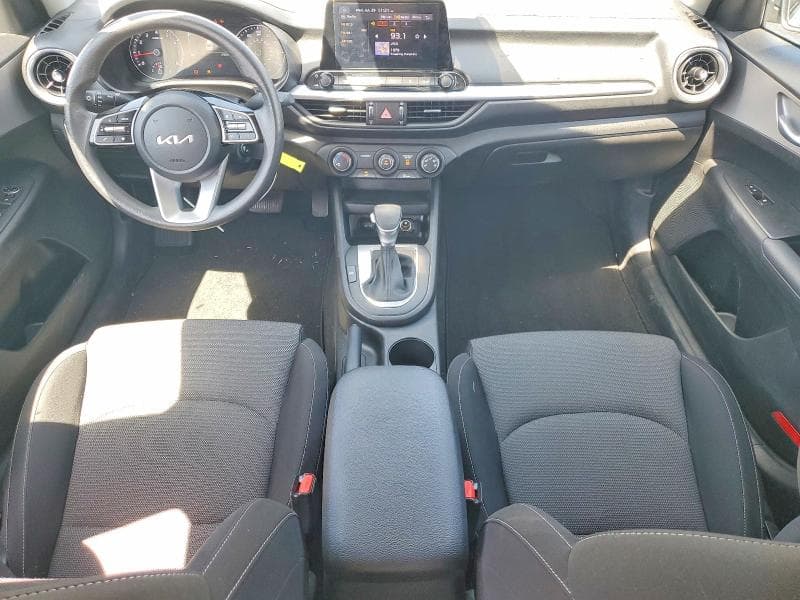 2023 KIA FORTE LXS 8