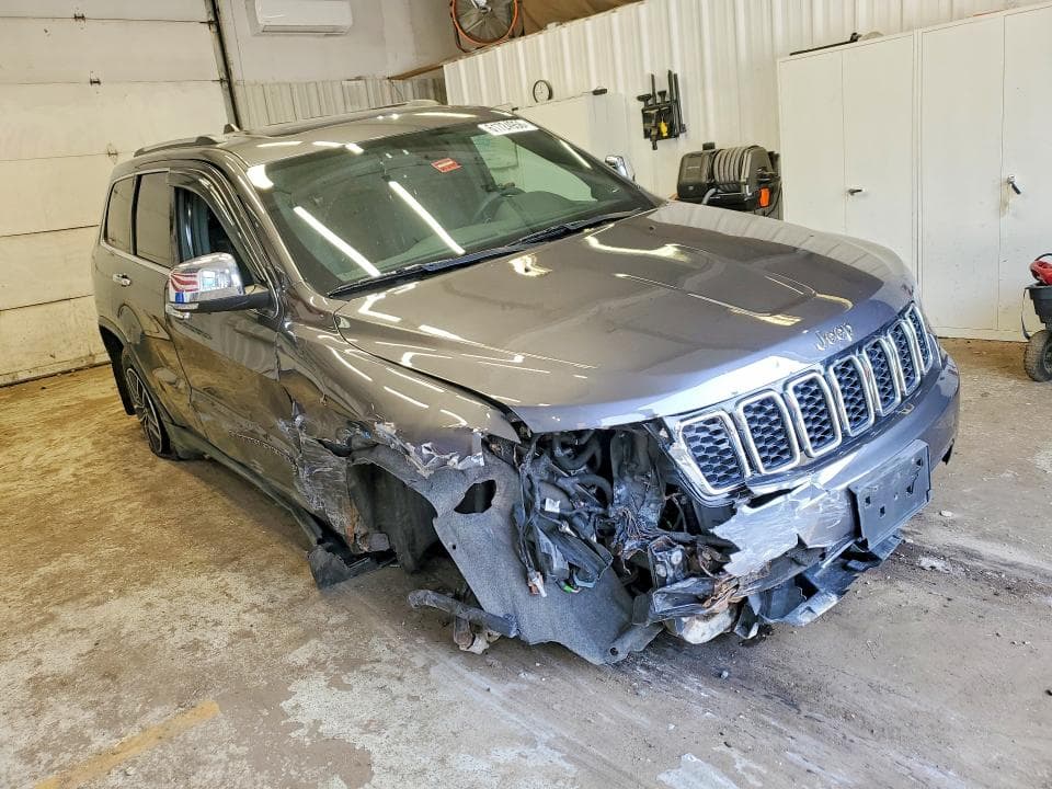 2017 JEEP GRAND CHEROKEE LIMITED 4