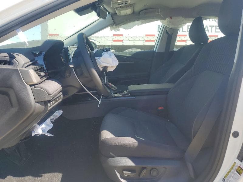 2026 TOYOTA CAMRY LE 7