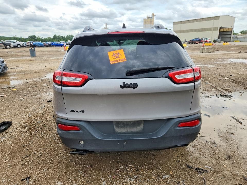 2017 JEEP CHEROKEE 6