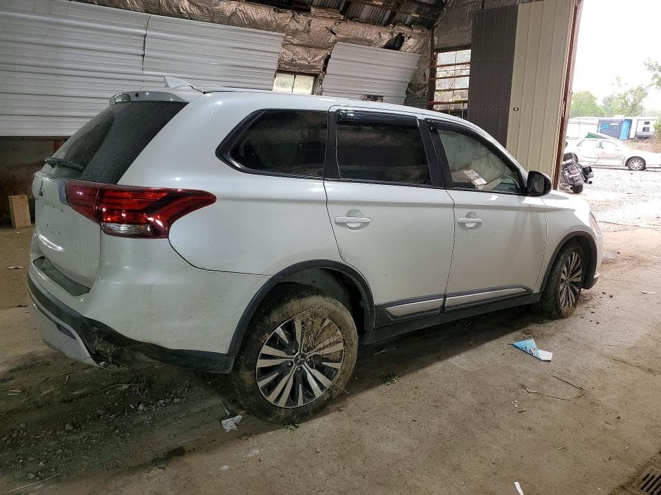 2020 MITSUBISHI OUTLANDER SE 3