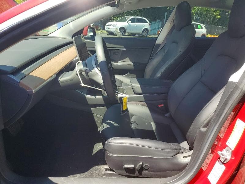 2018 TESLA MODEL 3 7