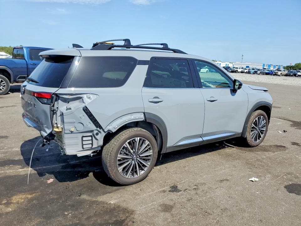 2026 NISSAN PATHFINDER PLATINUM 3