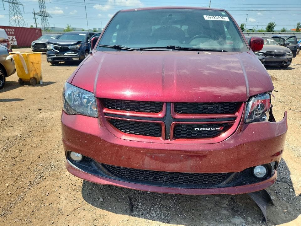 2017 DODGE GRAND CARAVAN GT 5