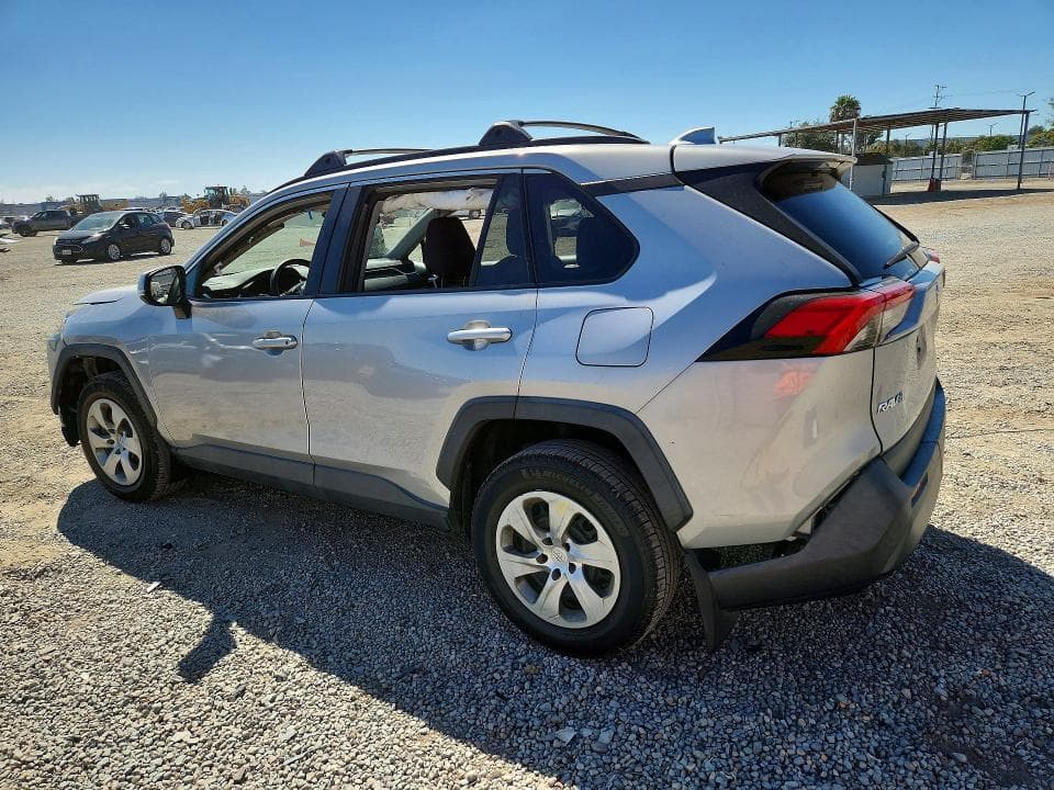 2019 TOYOTA RAV4 LE 2