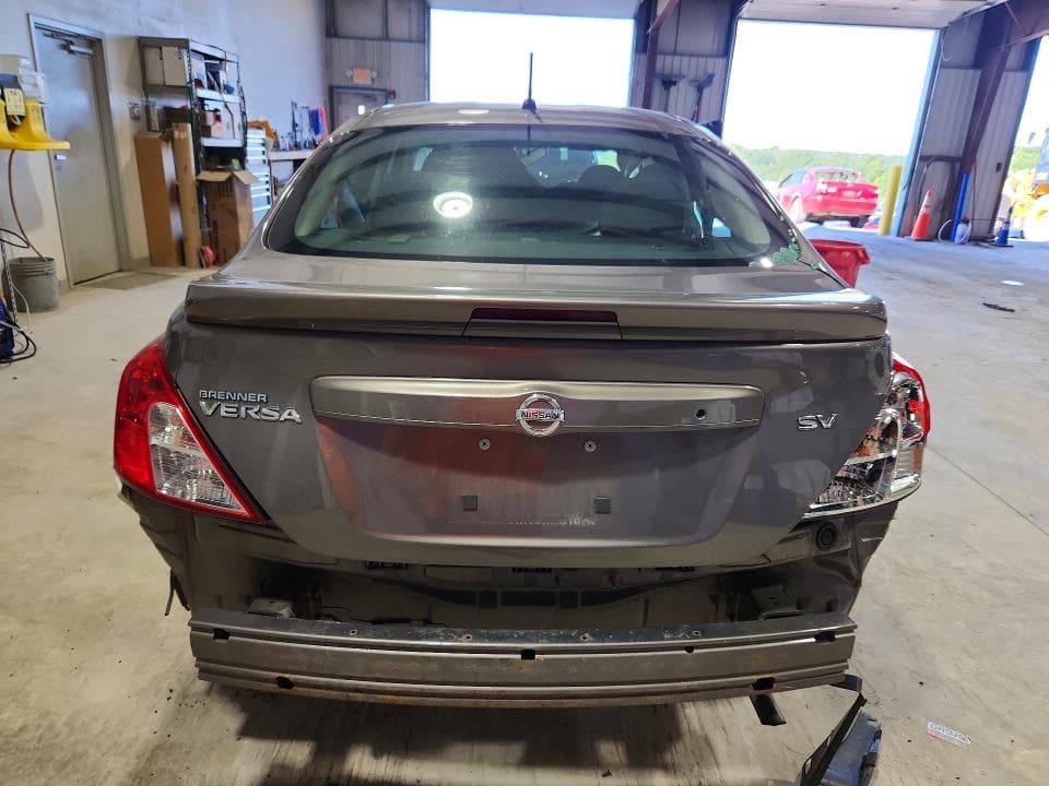 2017 NISSAN VERSA 1.6 SV 6