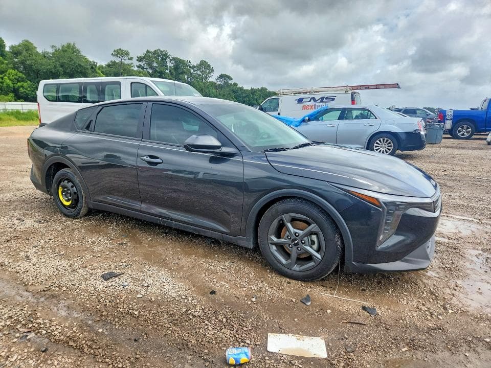 2026 KIA K4 LXS 4