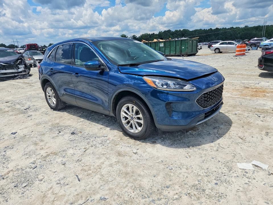 2020 FORD ESCAPE SE 4