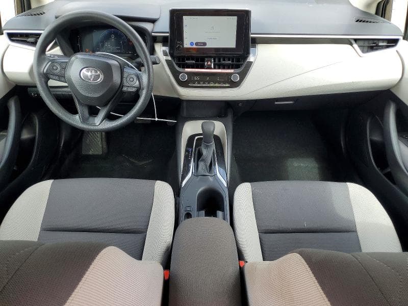 2026 TOYOTA COROLLA LE 8