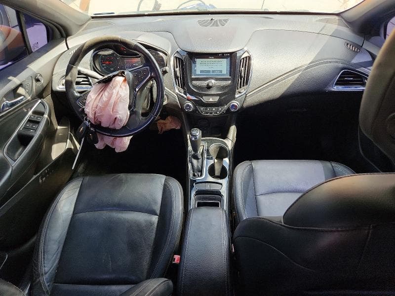 2017 CHEVROLET CRUZE 8