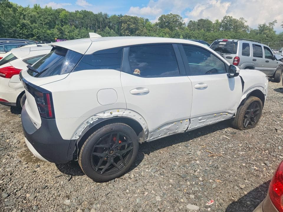 2025 NISSAN KICKS SV 3