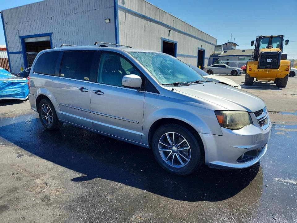 2017 DODGE GRAND CARAVAN SXT 4