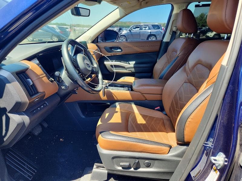 2024 NISSAN PATHFINDER PLATINUM 7