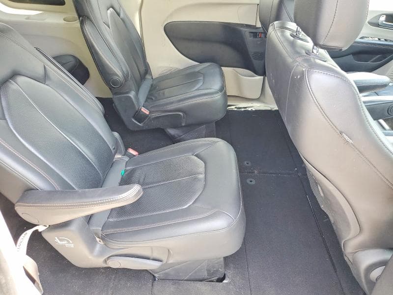 2020 CHRYSLER PACIFICA TOURING L 11
