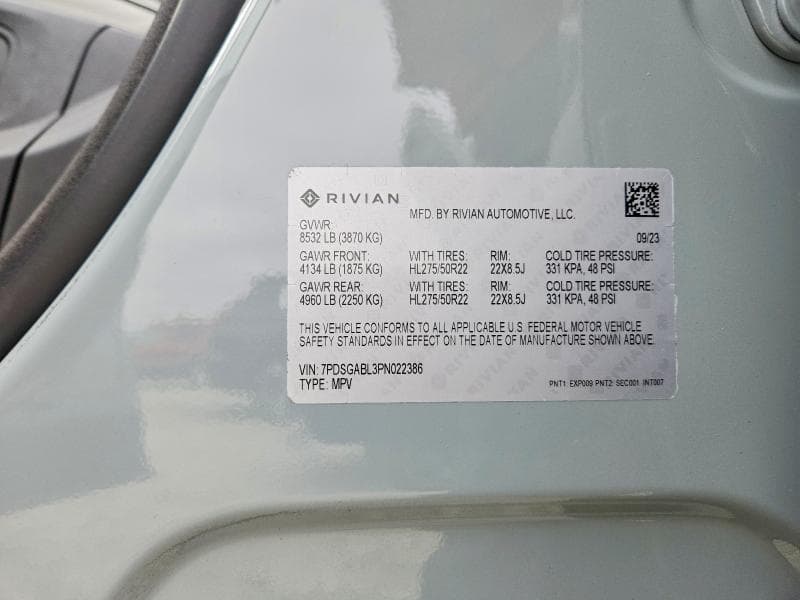 2023 RIVIAN R1S LAUNCH EDITION 13