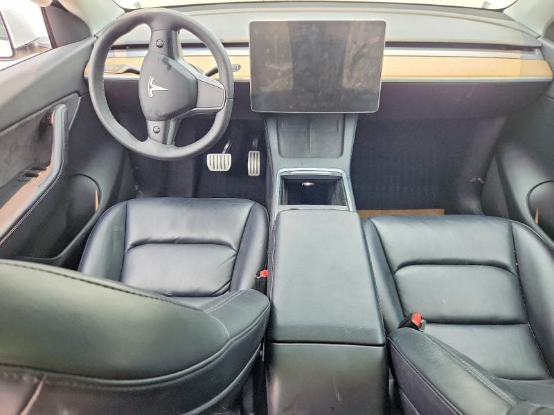 2021 TESLA MODEL Y 8