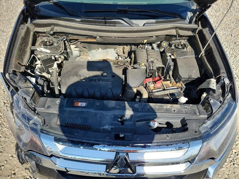 2018 MITSUBISHI OUTLANDER SE 12