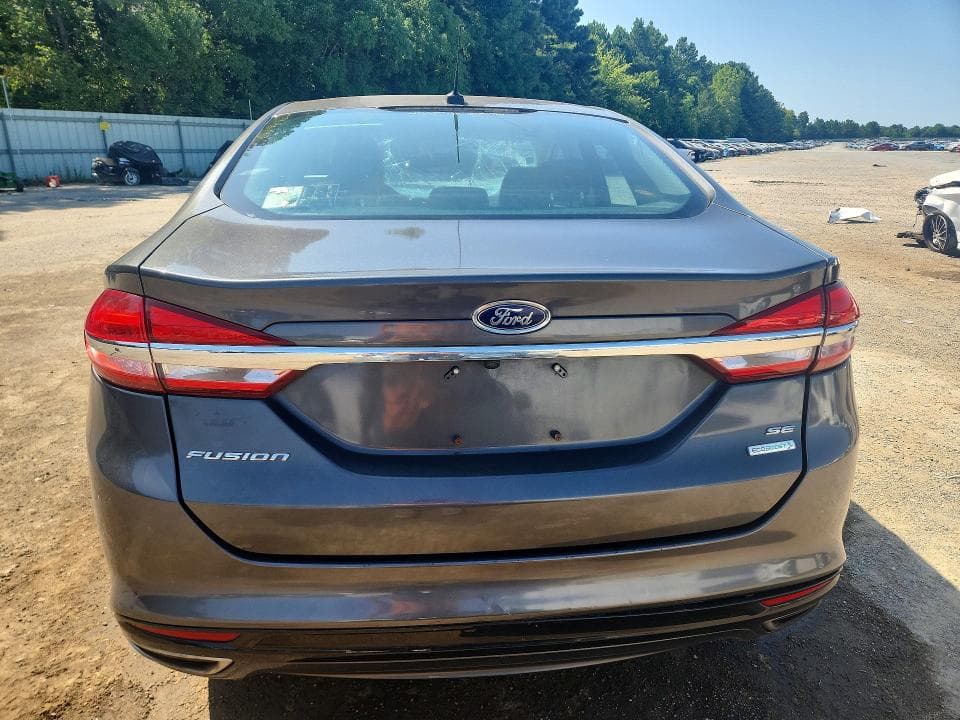 2017 FORD FUSION SE 6