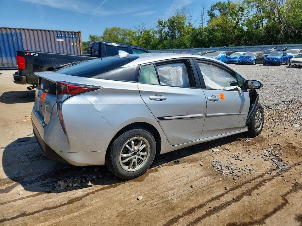 2017 TOYOTA PRIUS FOUR 3