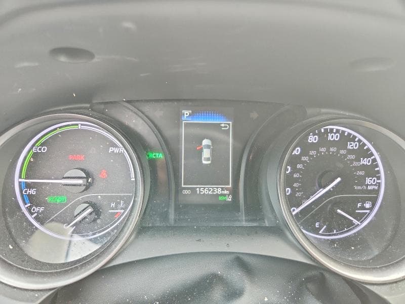 2022 TOYOTA CAMRY HYBRID SE 9