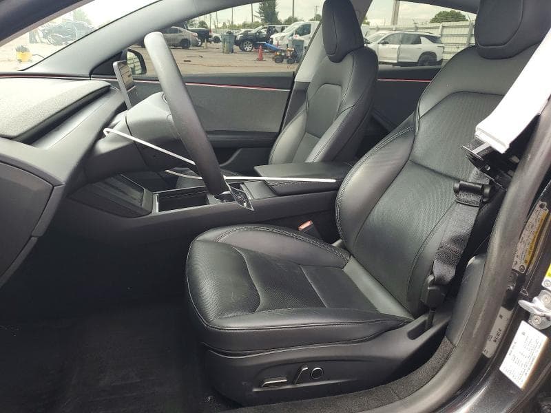 2025 TESLA MODEL 3 7