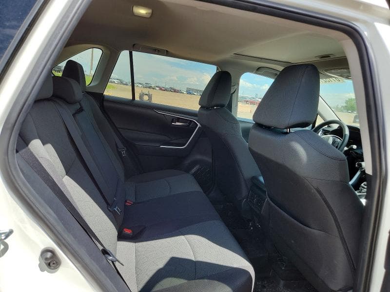 2024 TOYOTA RAV4 XLE 11