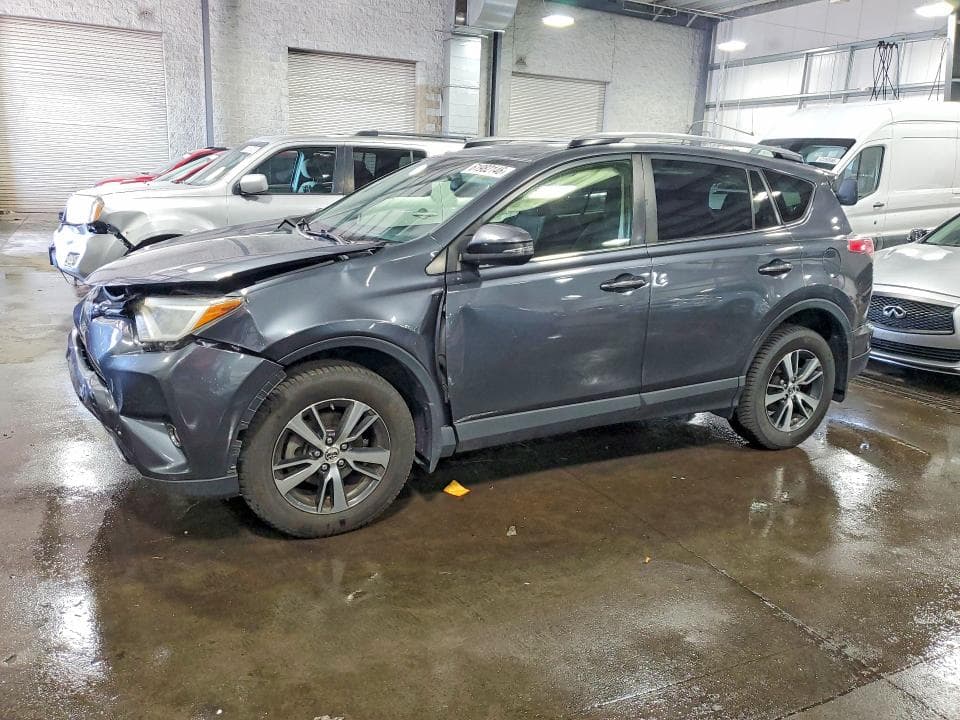 2018 TOYOTA RAV4 XLE - 1