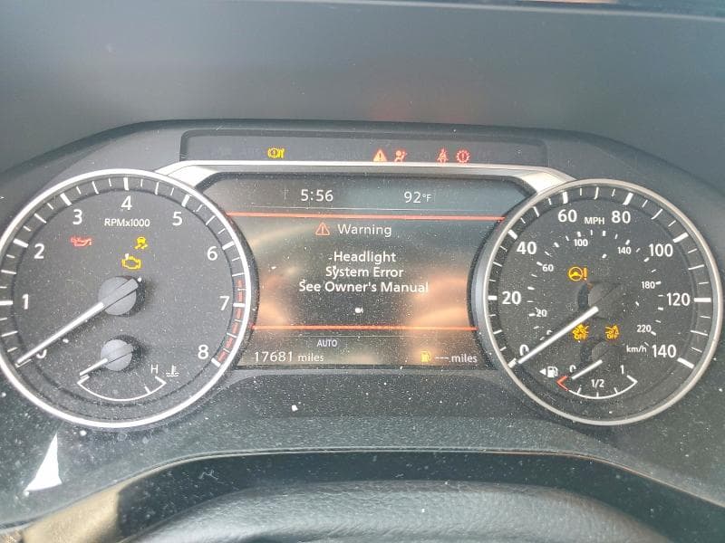2025 NISSAN PATHFINDER SL 9