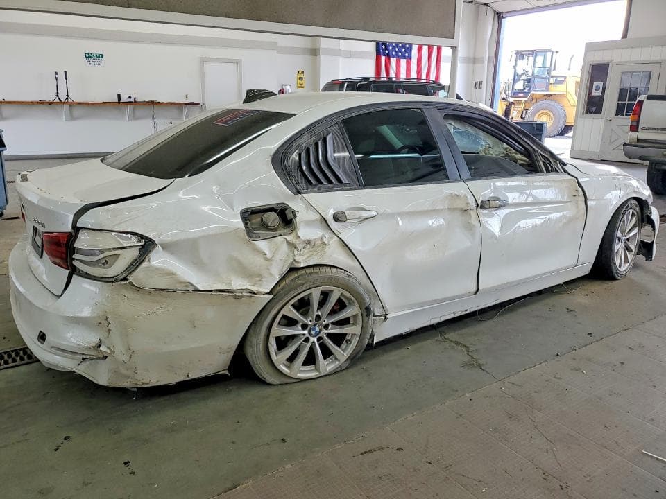 2018 BMW 320 XI 3