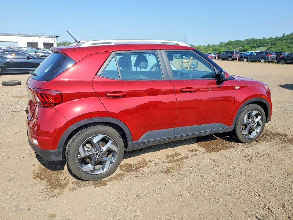 2023 HYUNDAI VENUE LIMITED 3