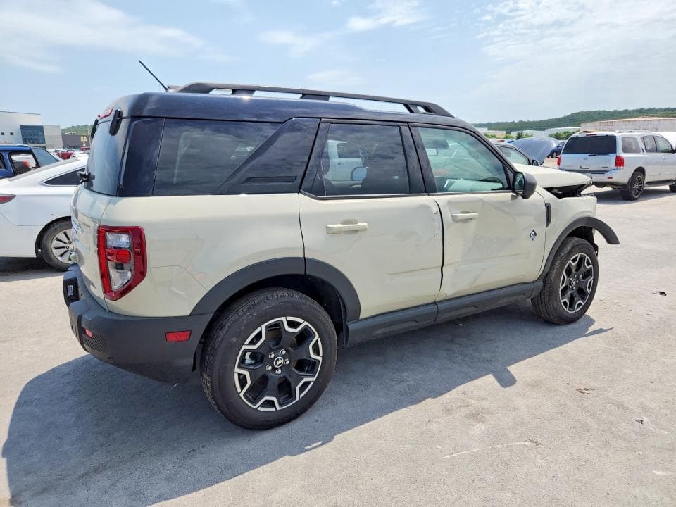 2025 FORD BRONCO SPORT OUTER BANKS 3