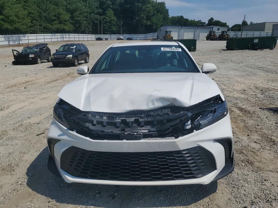 2026 TOYOTA CAMRY SE 5