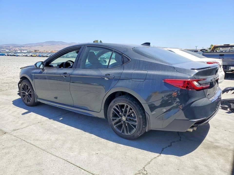 2025 TOYOTA CAMRY SE 2