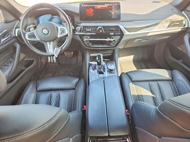 2023 BMW M550XI 8
