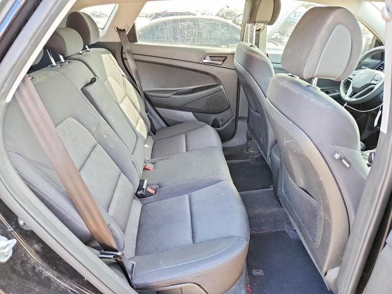 2017 HYUNDAI TUCSON SE 11