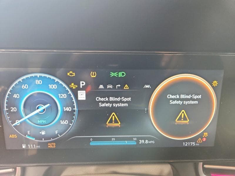 2025 HYUNDAI ELANTRA SEL 9