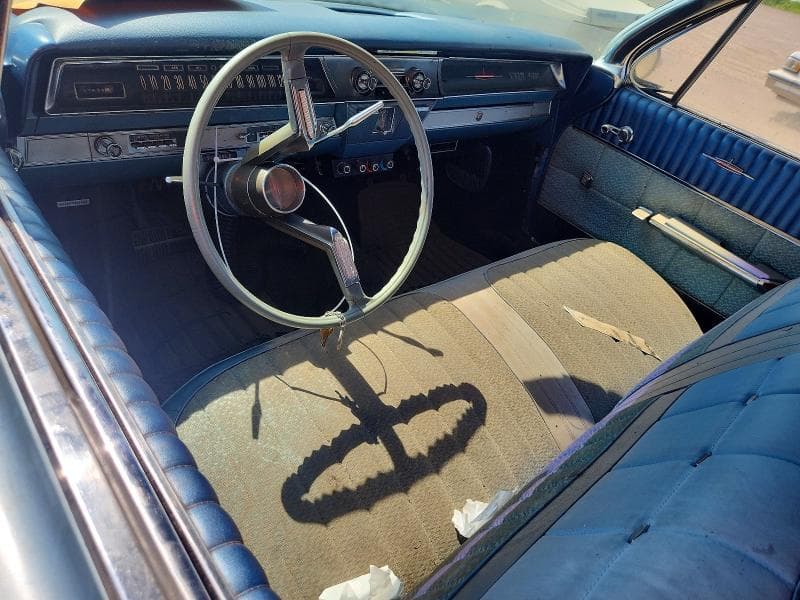 1962 OLDSMOBILE NINETY-EIGHT 8