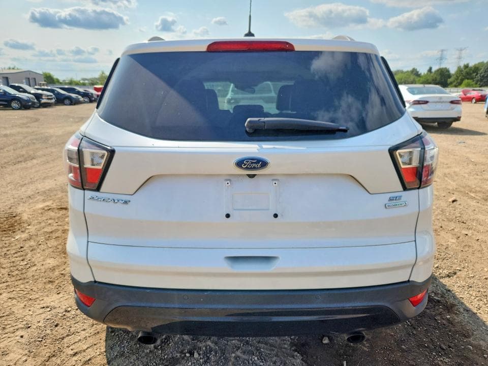 2017 FORD ESCAPE SE 6