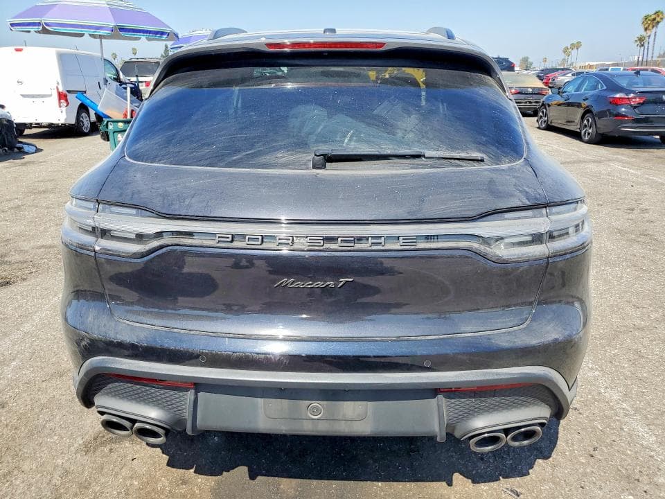 2023 PORSCHE MACAN BASE 6