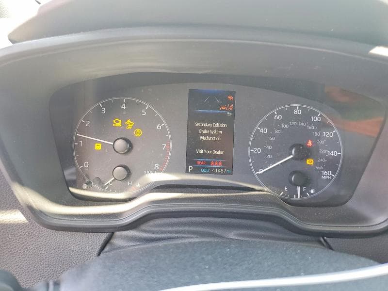 2024 TOYOTA COROLLA SE 9