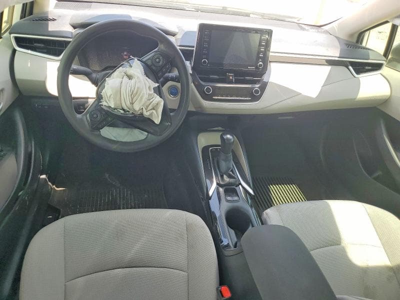 2021 TOYOTA COROLLA LE 8