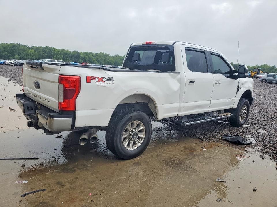 2023 FORD F250 3