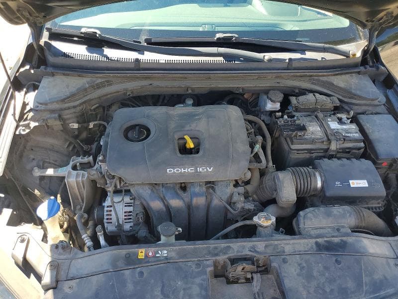 2017 HYUNDAI ELANTRA SE 11