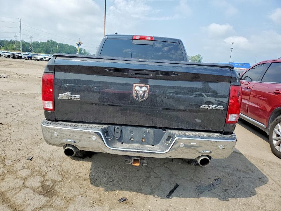 2017 RAM 1500 SLT 6