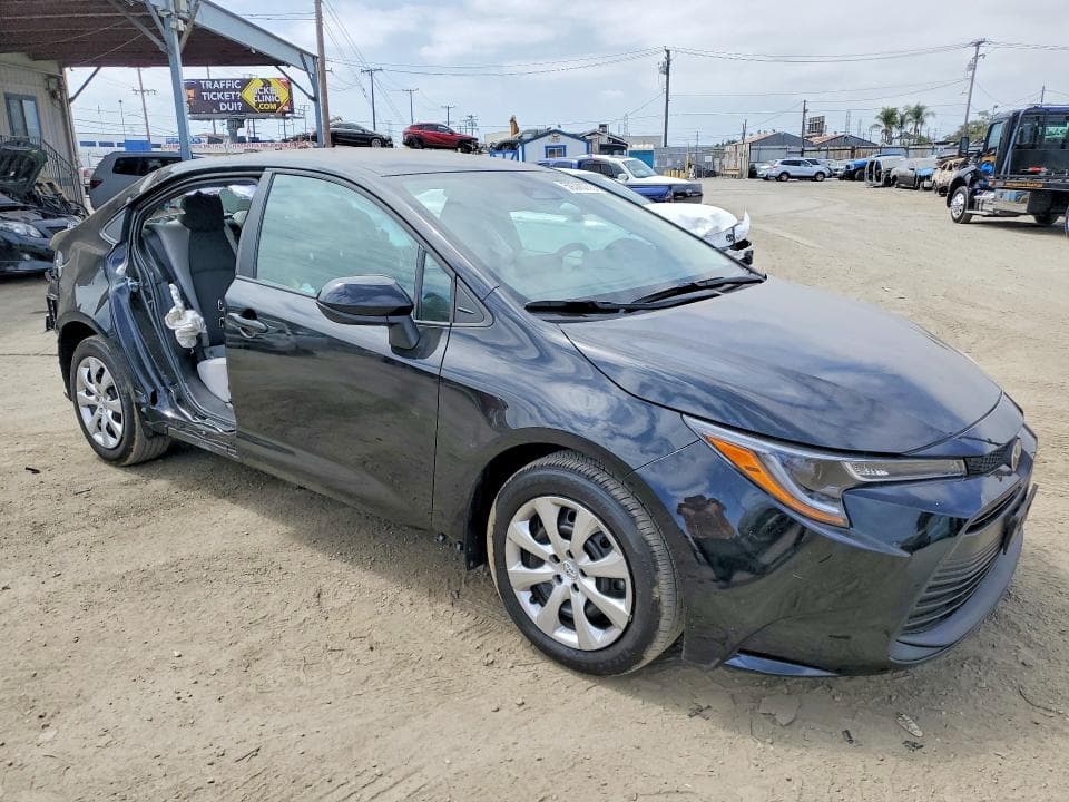 2026 TOYOTA COROLLA LE 4