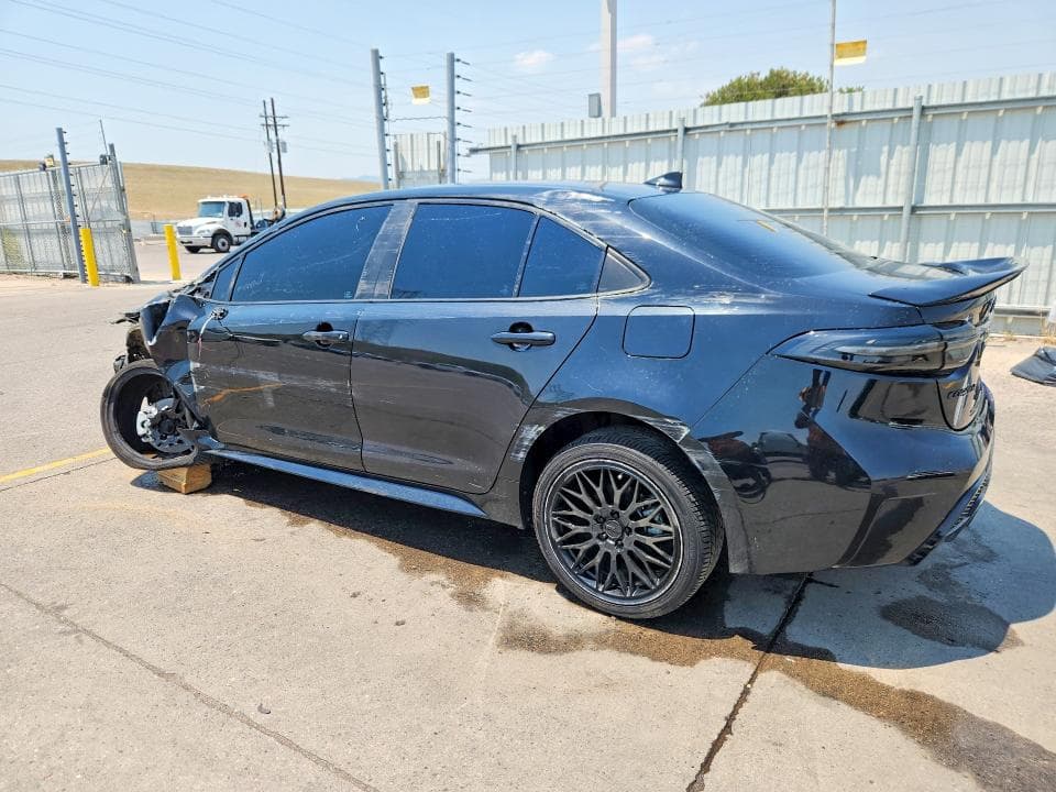 2020 TOYOTA COROLLA SE NIGHTSHADE EDITION 2