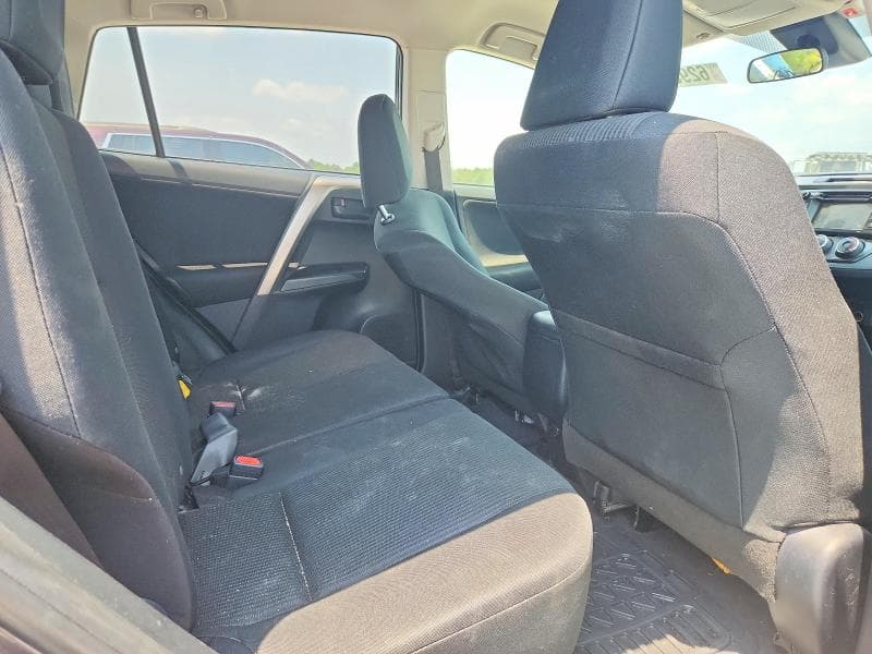 2017 TOYOTA RAV4 LE 11