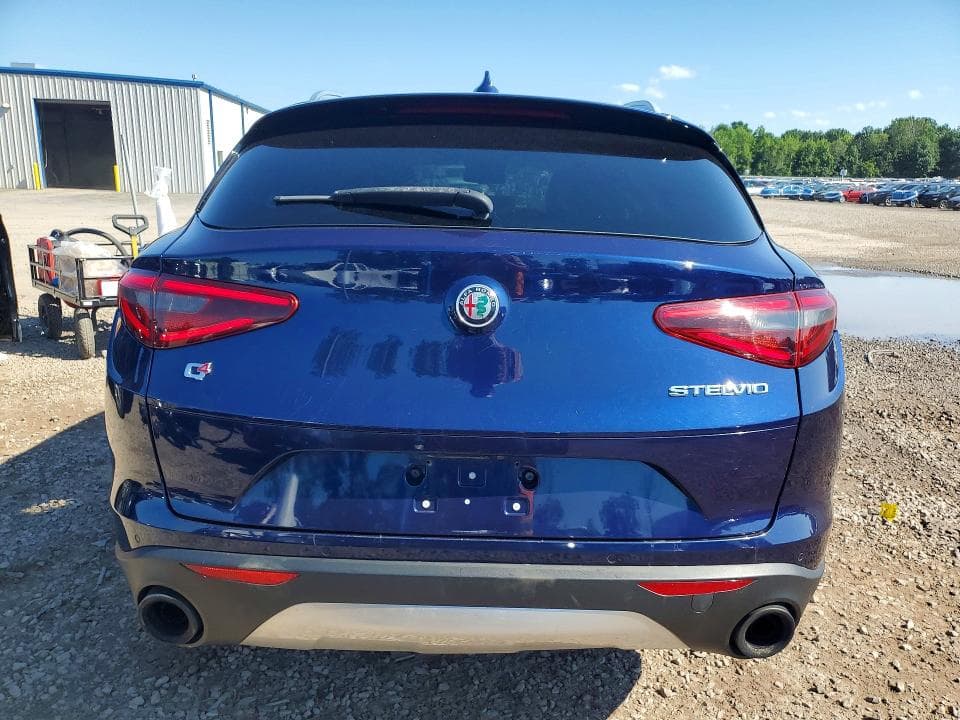 2018 ALFA ROMEO STELVIO 6