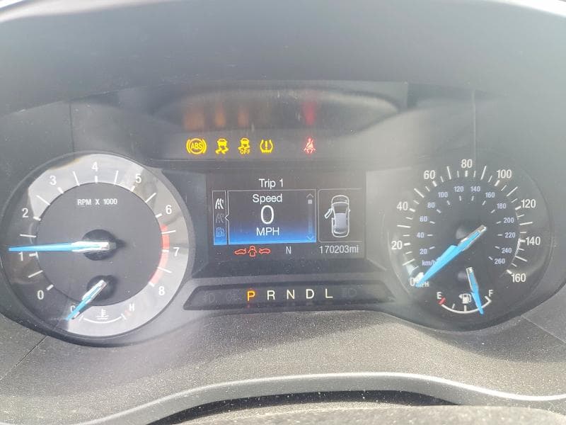 2017 FORD FUSION SE 9